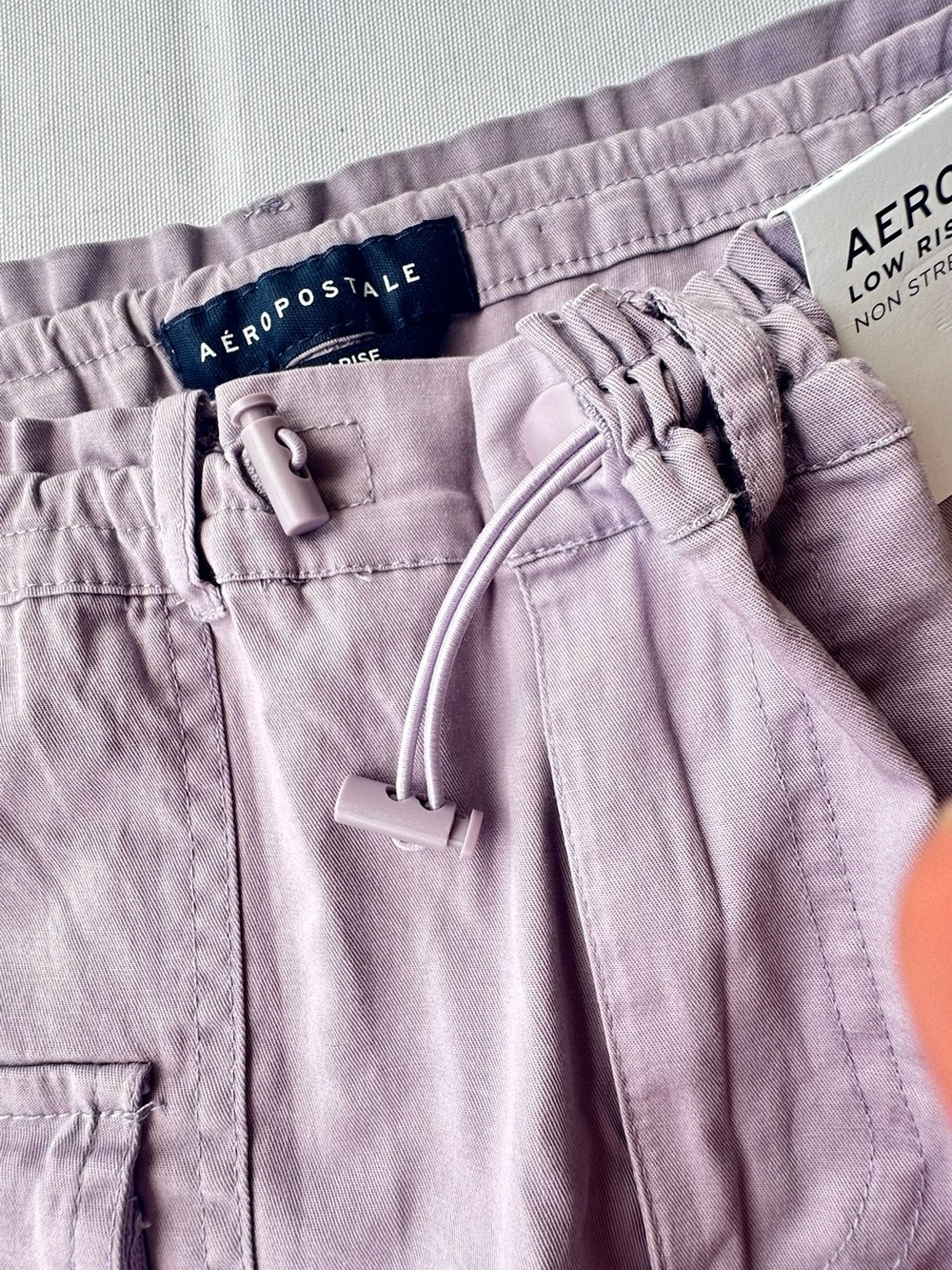 Aeropostale Low Rise Cargo Shorty shorts with an elastic drawstring waist size S - Picture 3 of 5